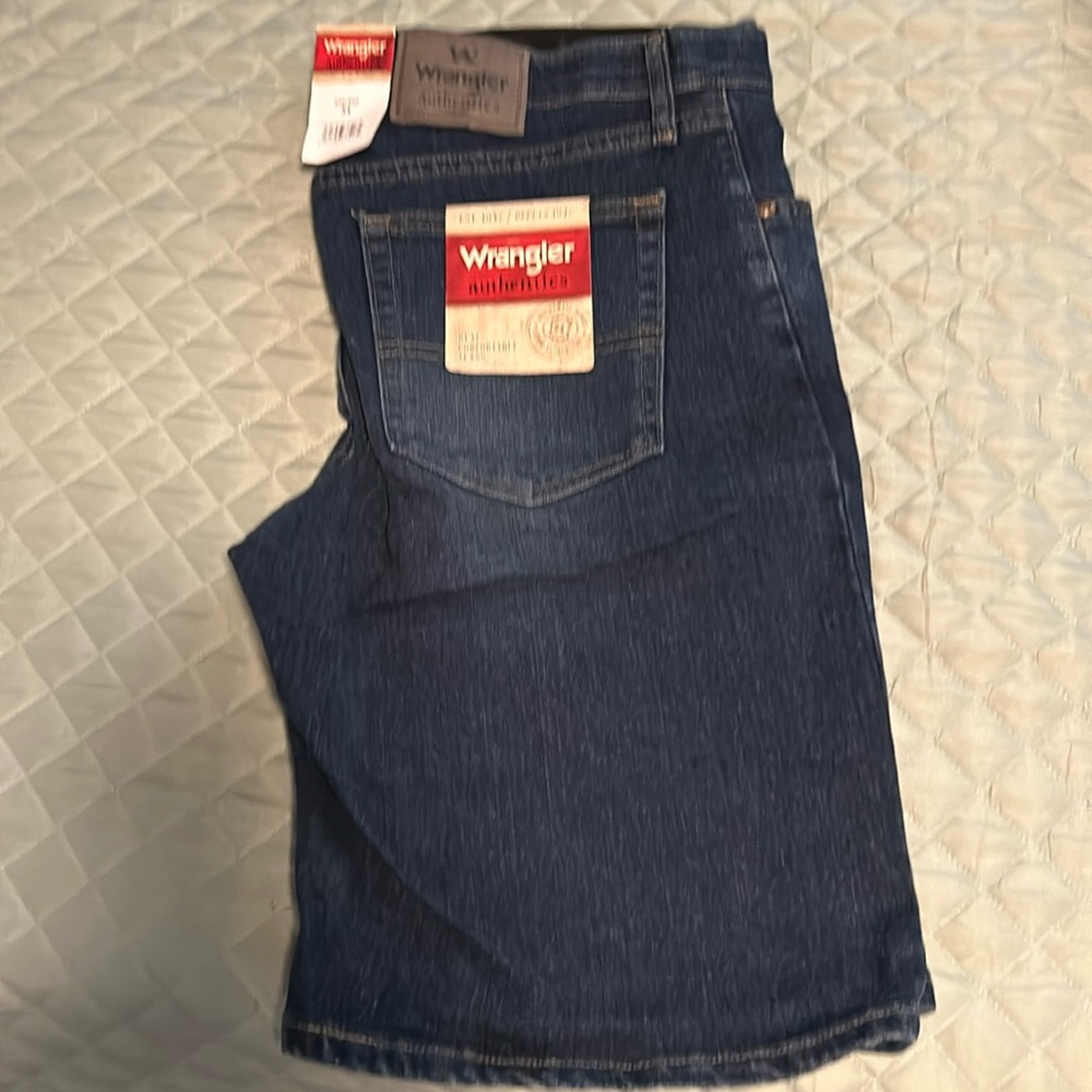 Men’s wrangler shorts